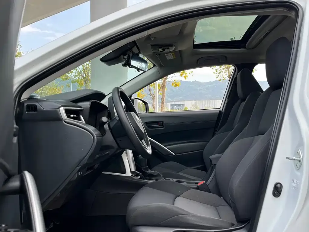 Toyota Frontlander 2022 из CN, фото 2