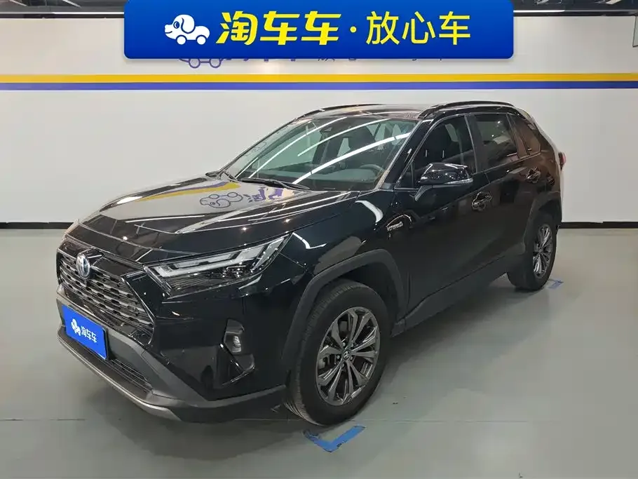 Toyota RAV4 2023 из CN, фото 1