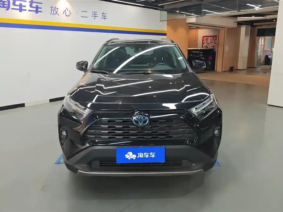Toyota RAV4 2023 из CN, фото 8