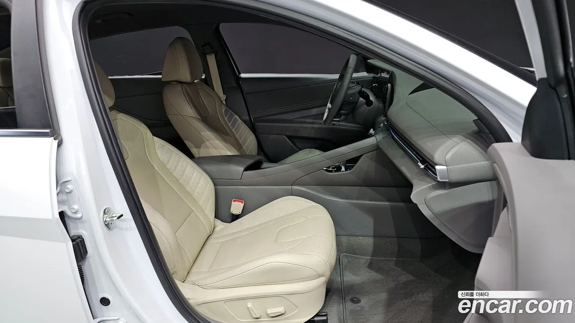 Hyundai AVANTE — фото 5