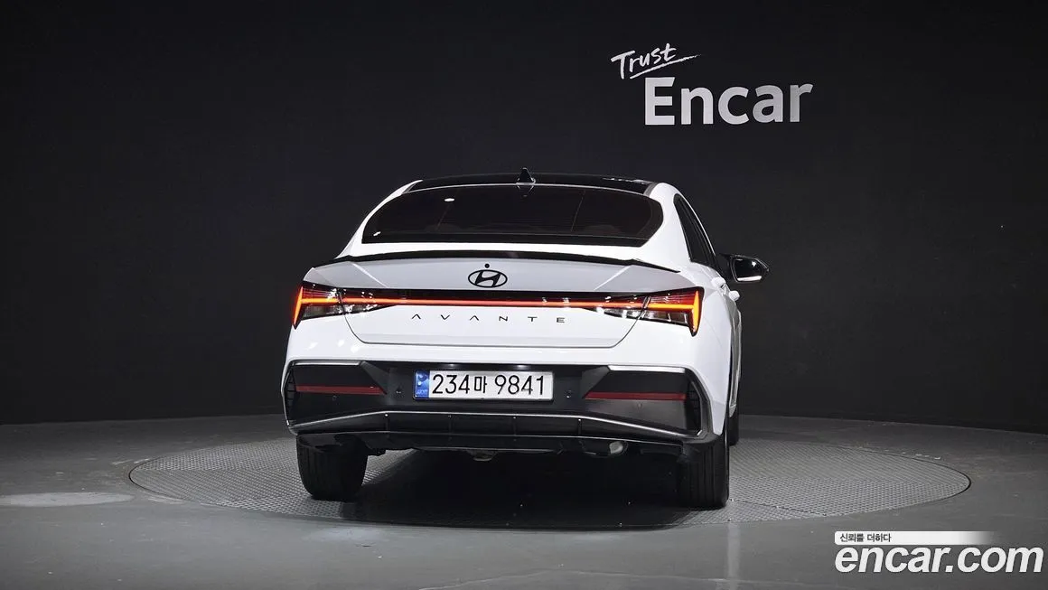 Hyundai AVANTE — фото 2