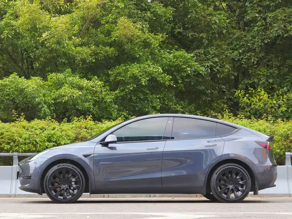 Tesla Model Y 2022 из CN, фото 8