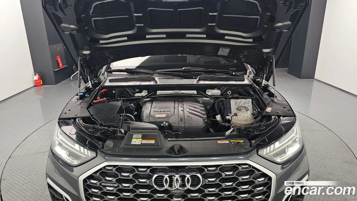 Audi Q5 2022 из KR, фото 10