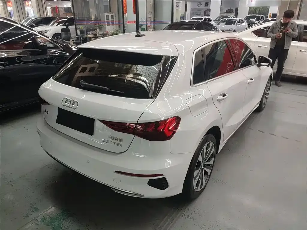 Audi A3 2022 из CN, фото 7