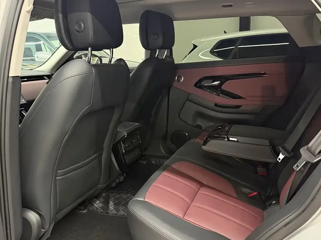 Land Rover Evoque 2025 из CN, фото 5