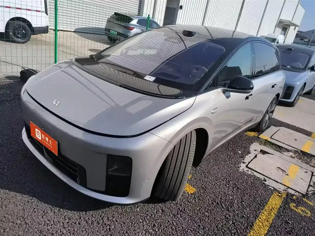 Li Auto i8 2025 из CN, фото 1