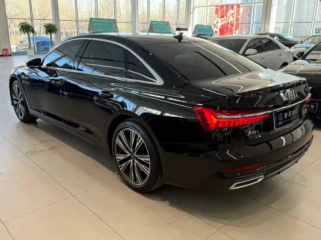Audi A6L 2022 из CN, фото 2