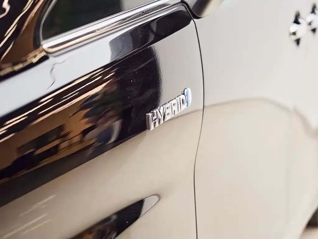 Toyota Vellfire 2021 из CN, фото 2