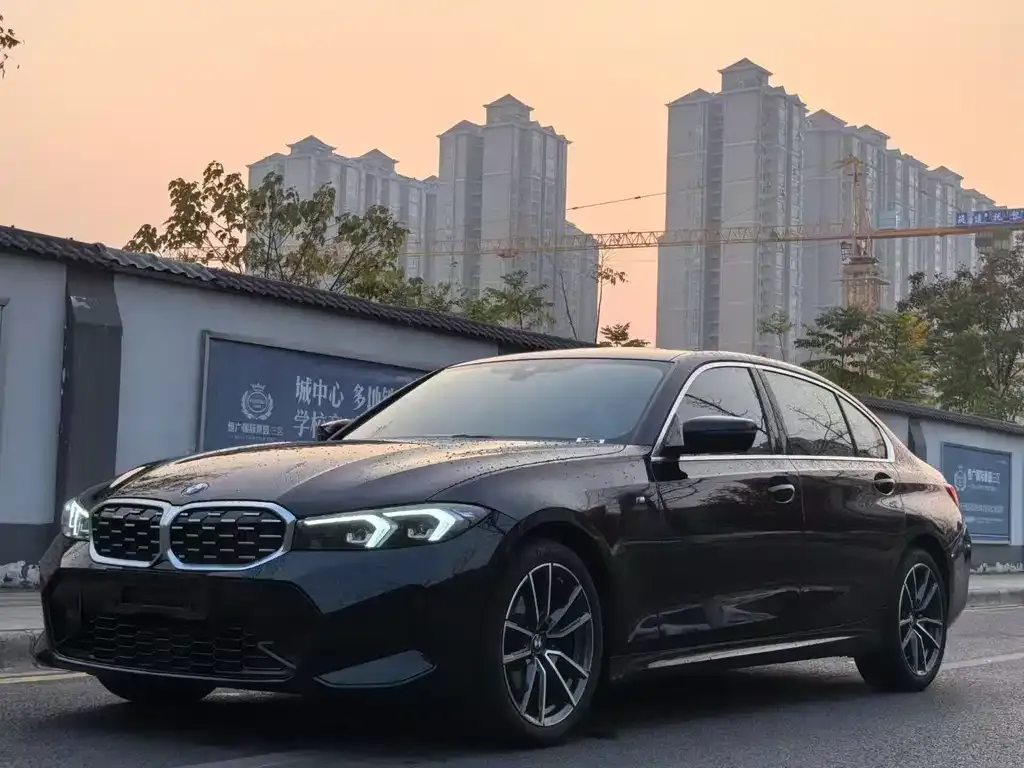BMW 3 Series — фото 1