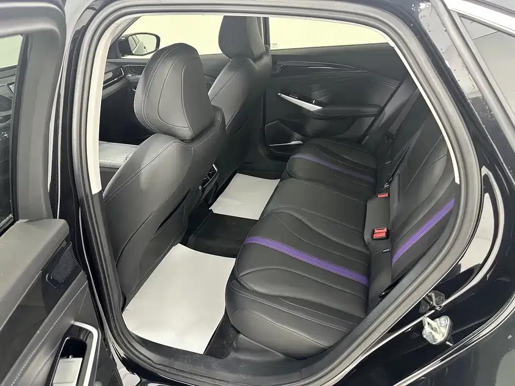 Geely Xingrui 2025 из CN, фото 3