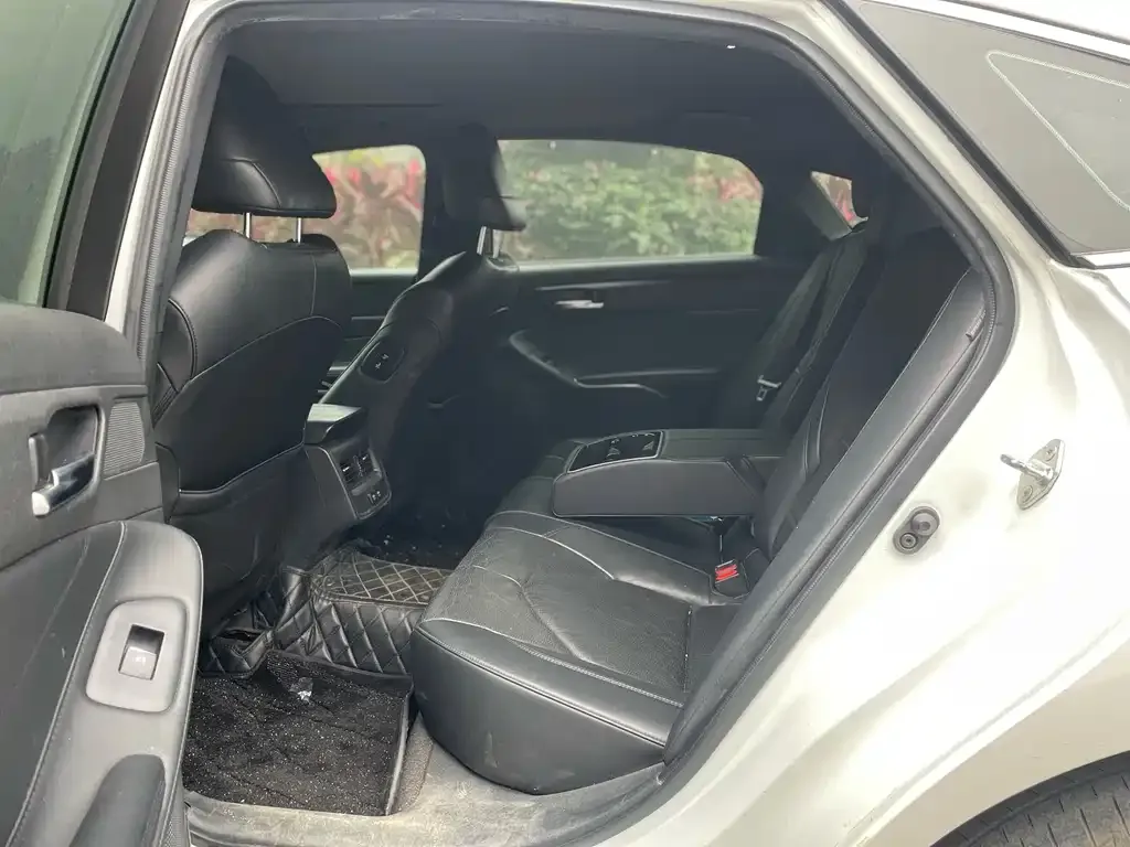 Toyota Avalon 2022 из CN, фото 2