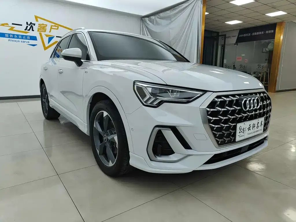 Audi Q3 2024 из CN, фото 9