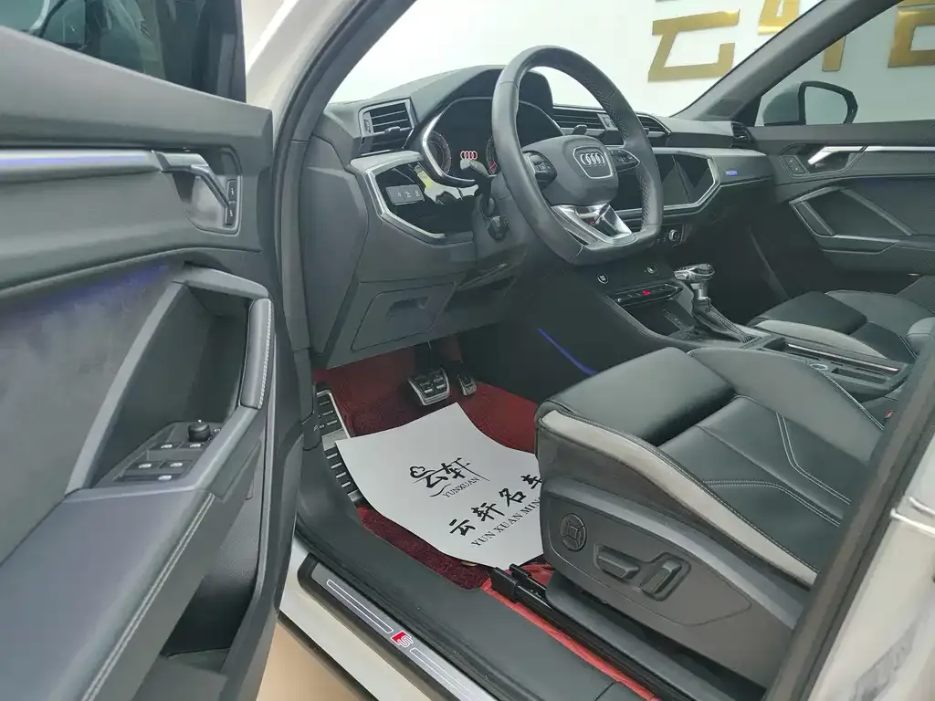 Audi Q3 2024 из CN, фото 7