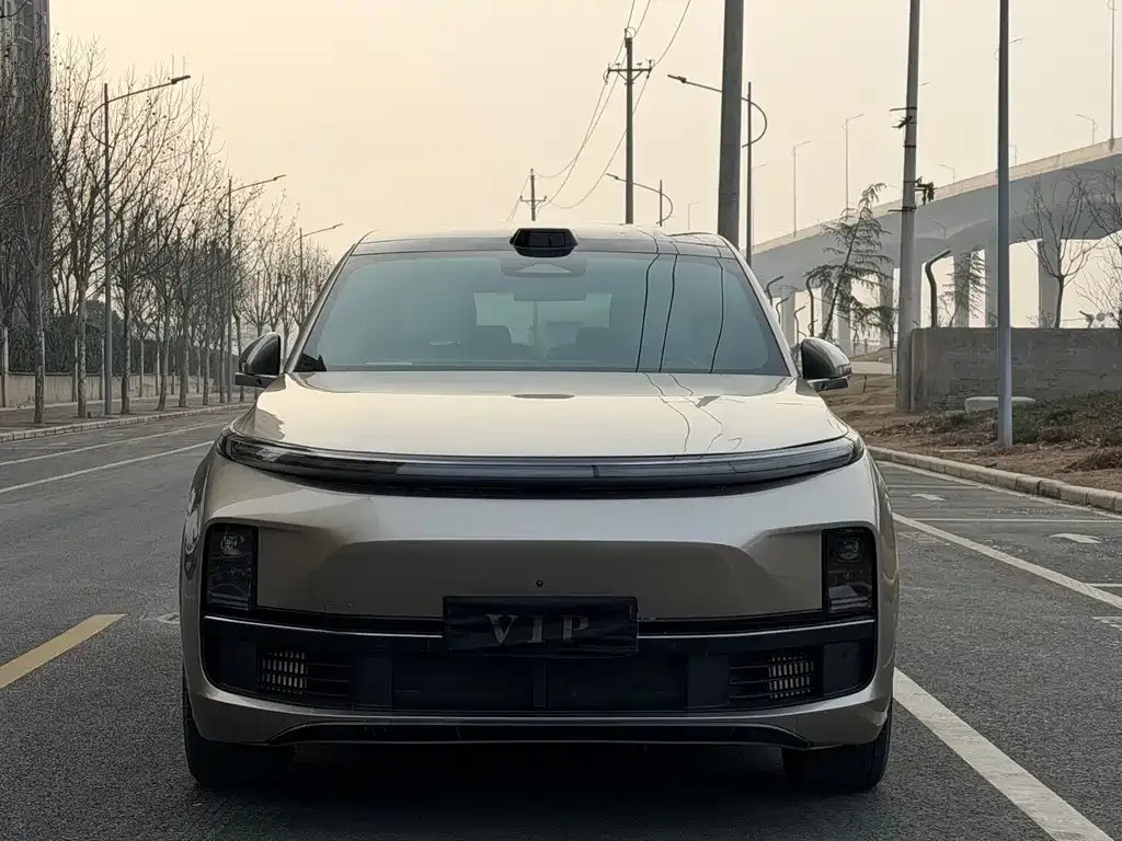Li Auto L8 2023 из CN, фото 4