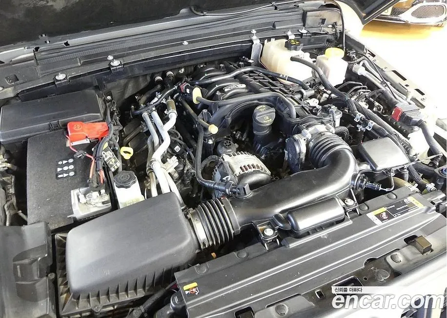 Jeep Gladiator 2023 из KR, фото 10