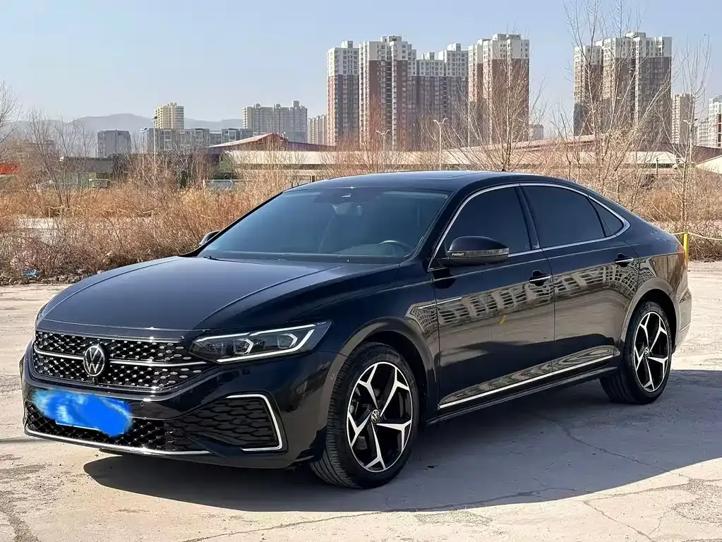 Volkswagen Passat 2023 из CN, фото 9