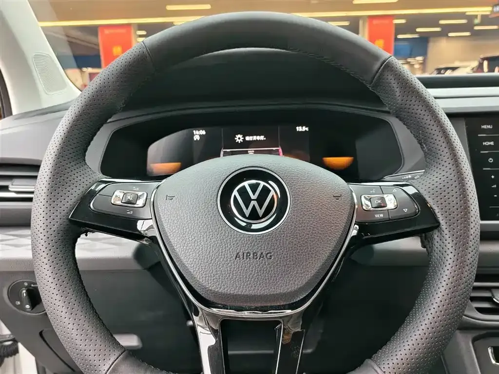 Volkswagen Tharu 2022 из CN, фото 8