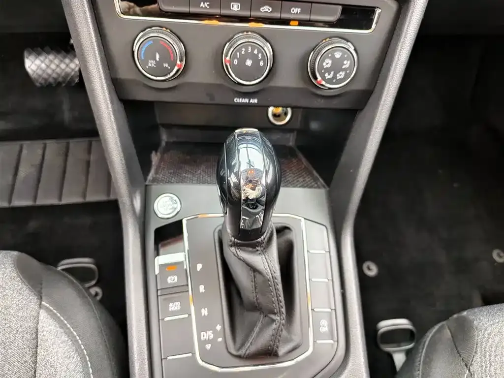 Volkswagen Tharu 2022 из CN, фото 2