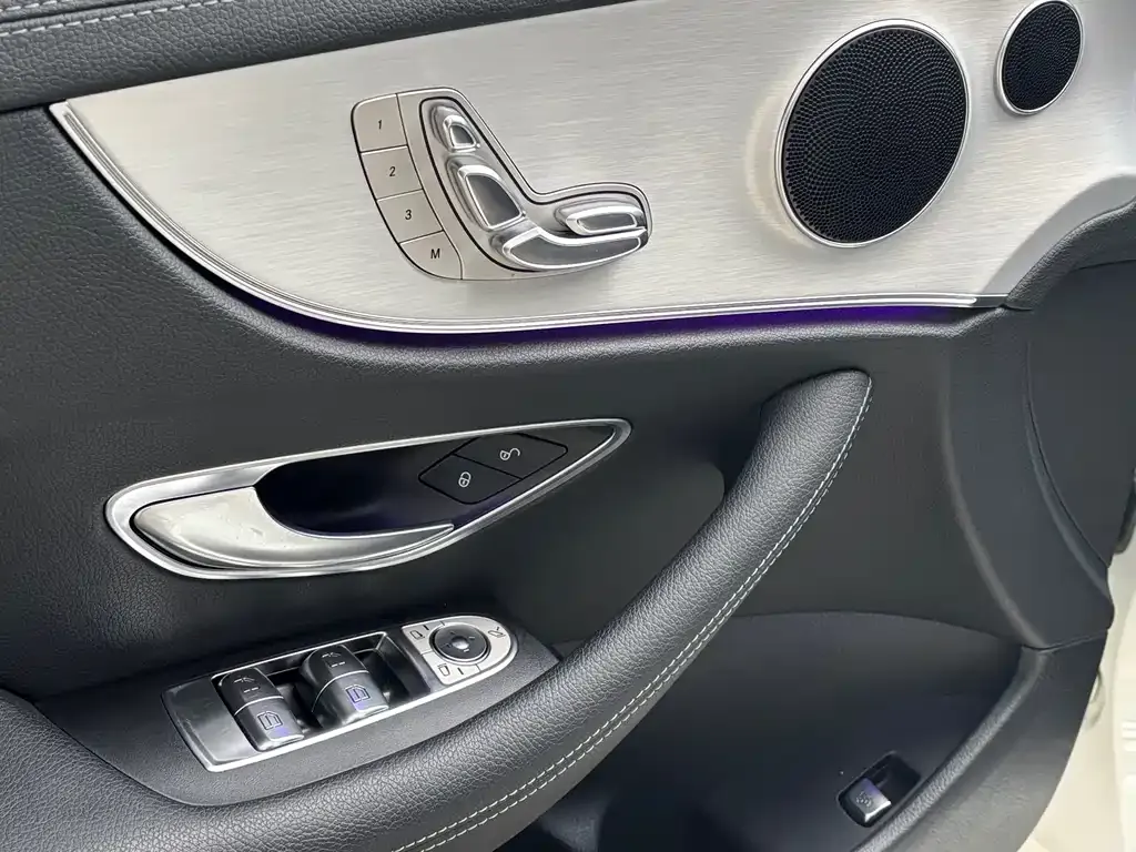 Mercedes-Benz E-Class (Import) 2021 из CN, фото 3