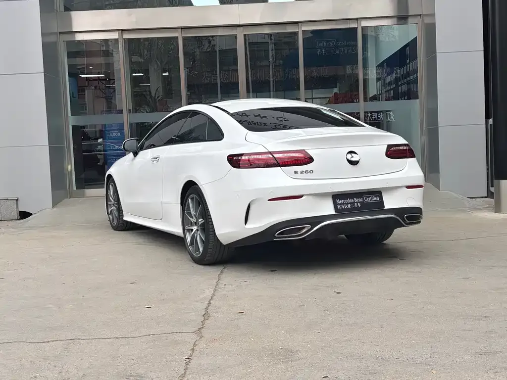 Mercedes-Benz E-Class (Import) 2021 из CN, фото 5