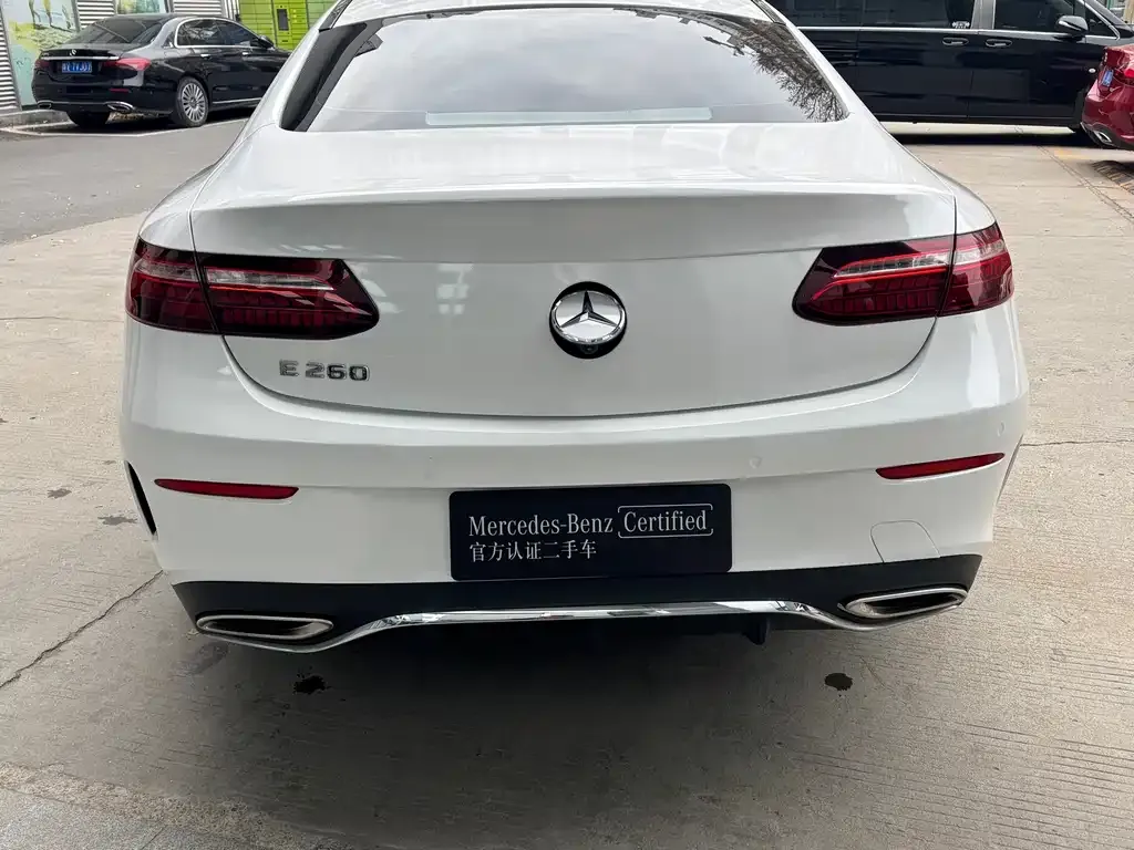 Mercedes-Benz E-Class (Import) 2021 из CN, фото 2