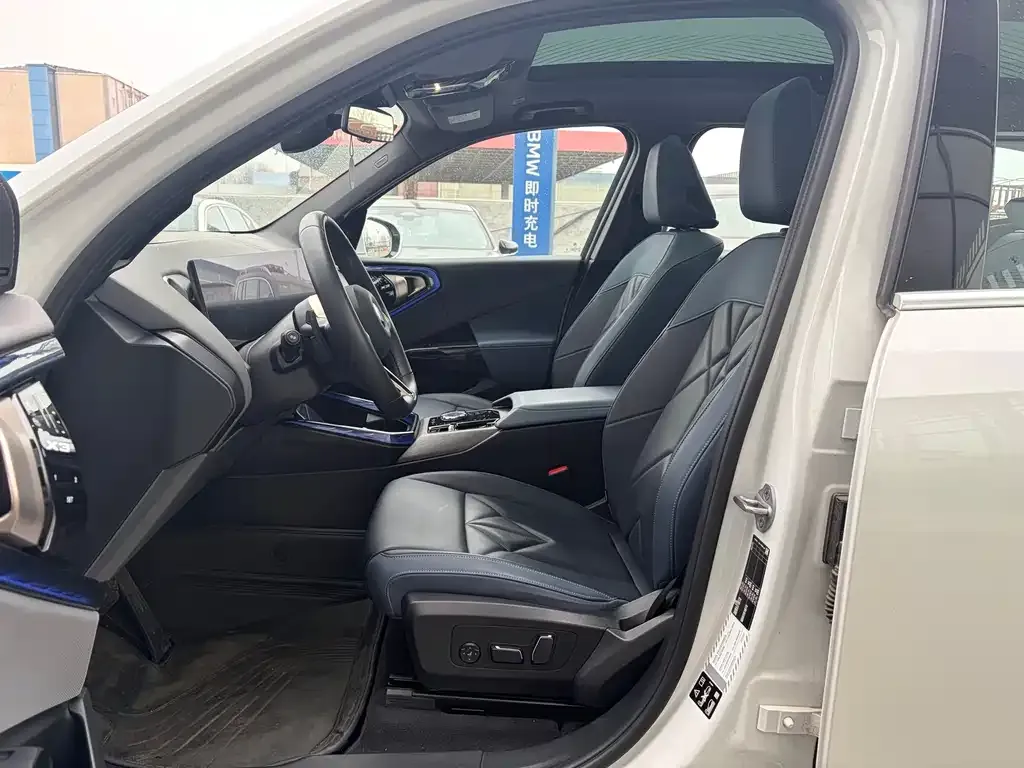 BMW X3 2025 из CN, фото 8