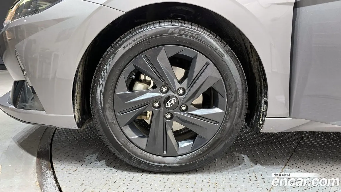 Hyundai AVANTE — фото 9
