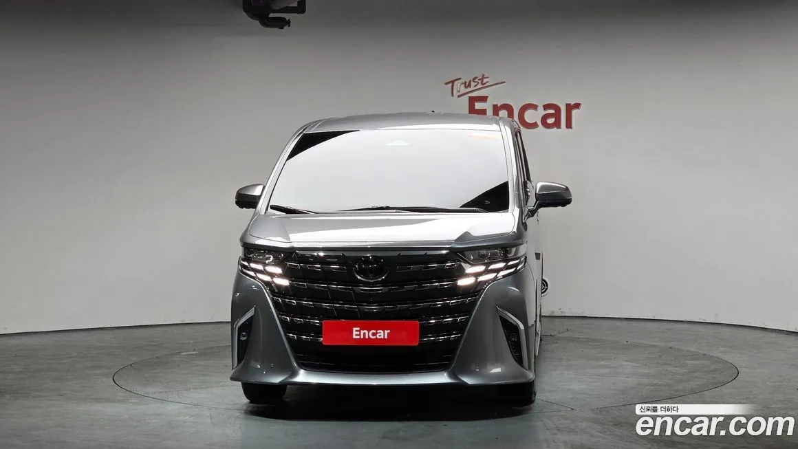 Toyota Alphard 2024 из KR, фото 2