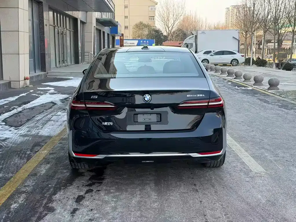 BMW i5 2026 из CN, фото 9
