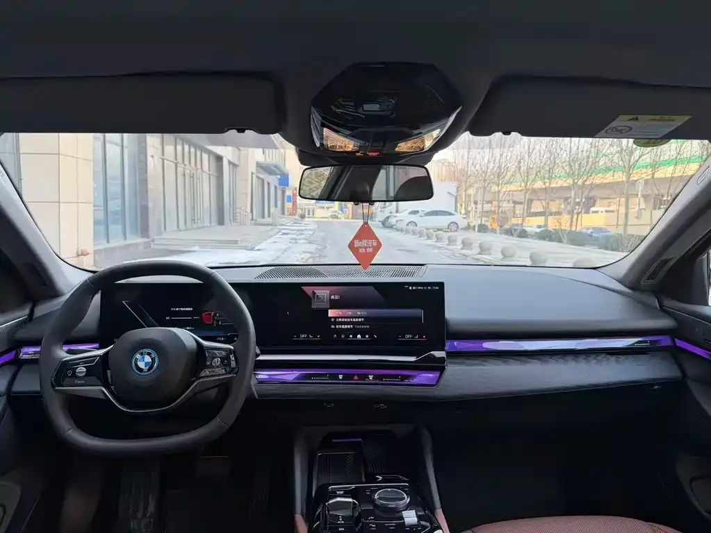 BMW i5 2026 из CN, фото 2