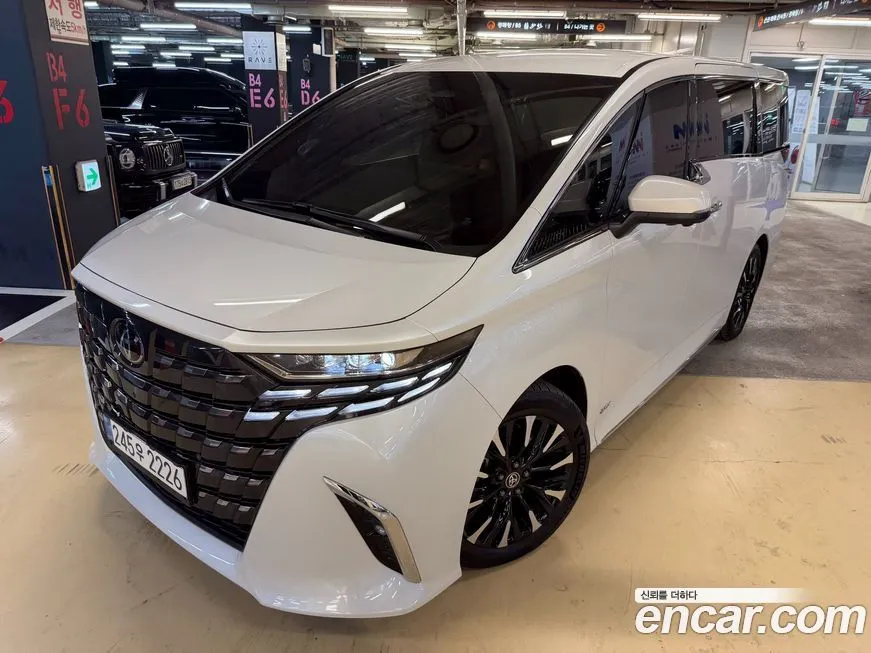 Toyota Alphard 2024 из KR, фото 3