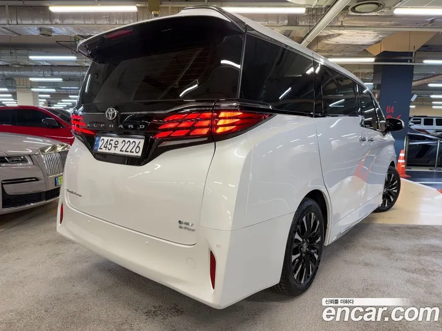 Toyota Alphard 2024 из KR, фото 6