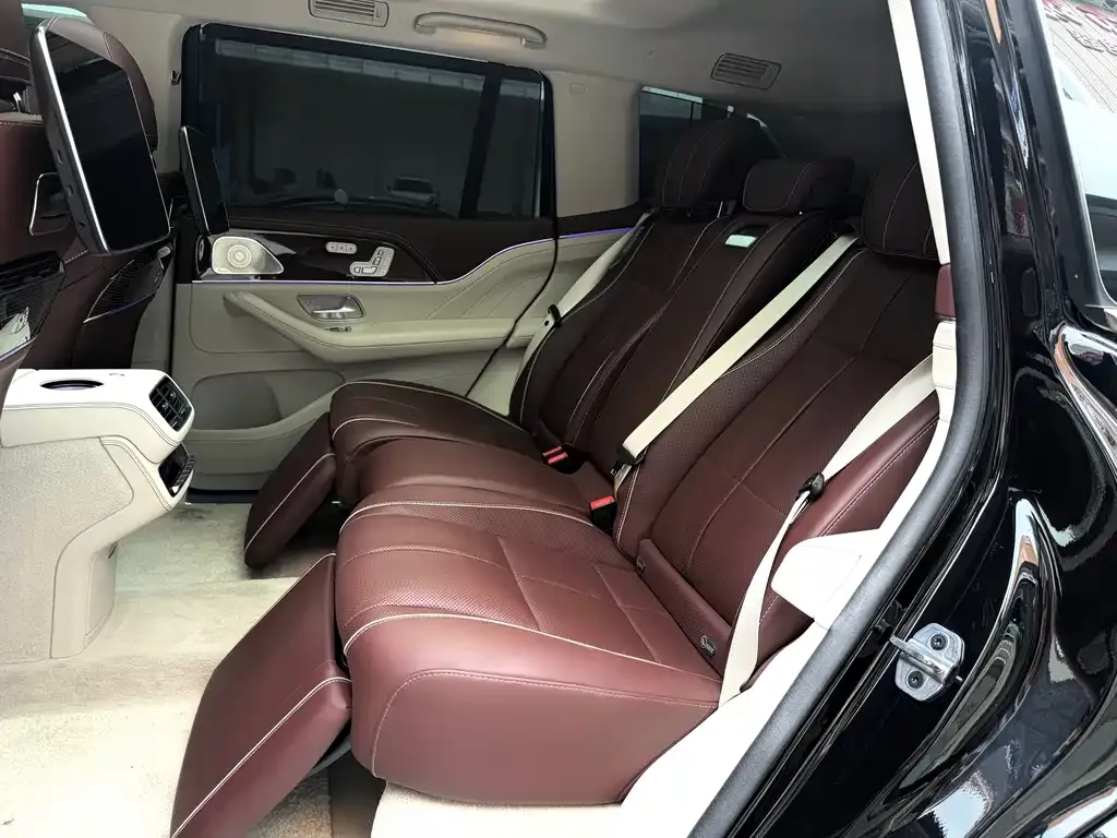 Mercedes-Benz GLS 2023 из CN, фото 2