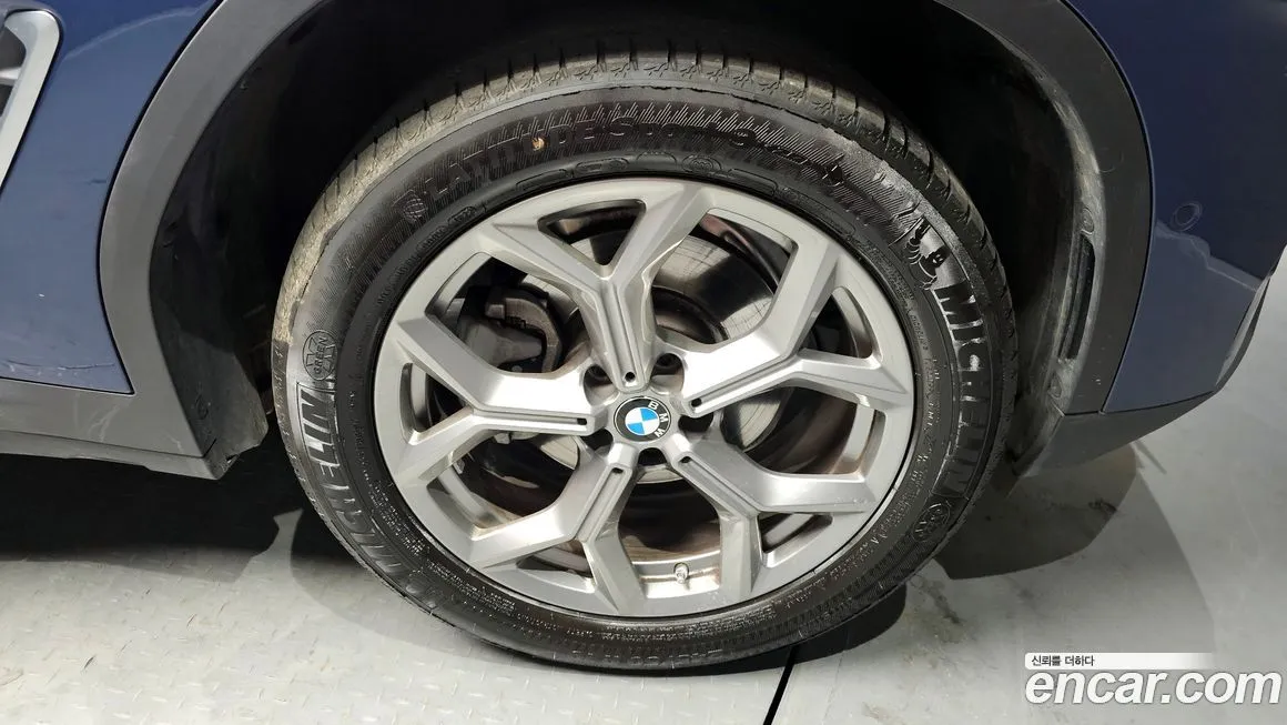 BMW X4 2023 из KR, фото 5
