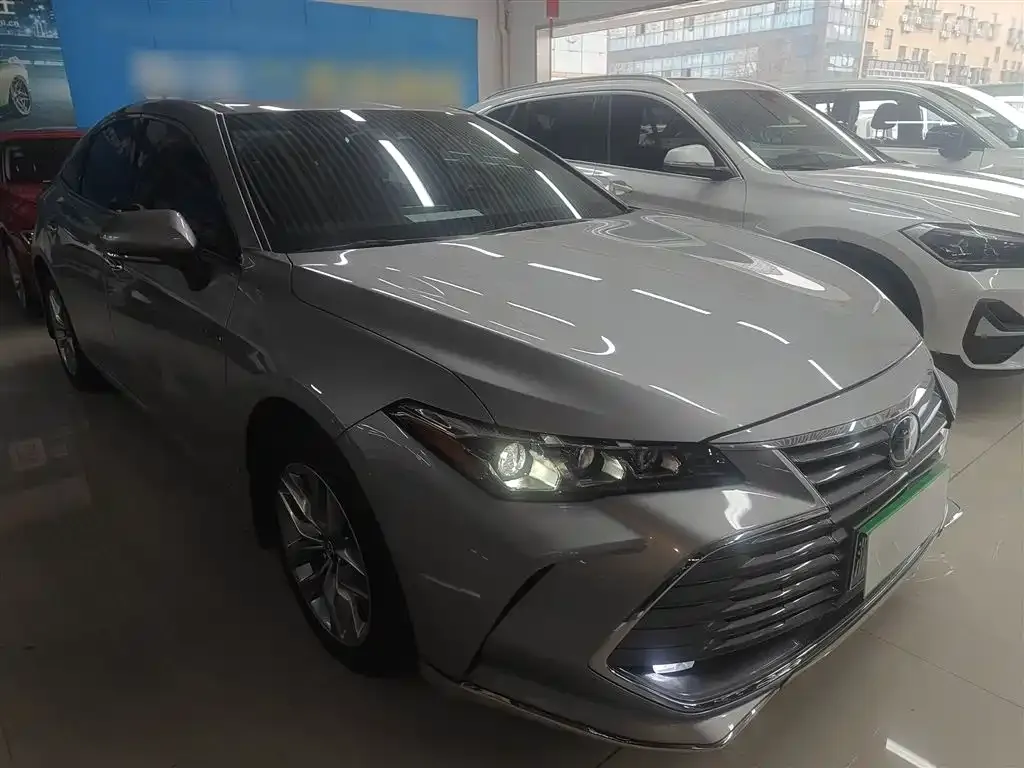 Toyota Avalon 2022 из CN, фото 2
