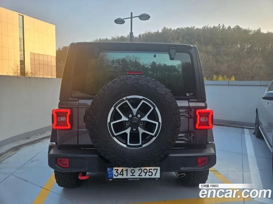 Jeep Wrangler 2024 из KR, фото 6