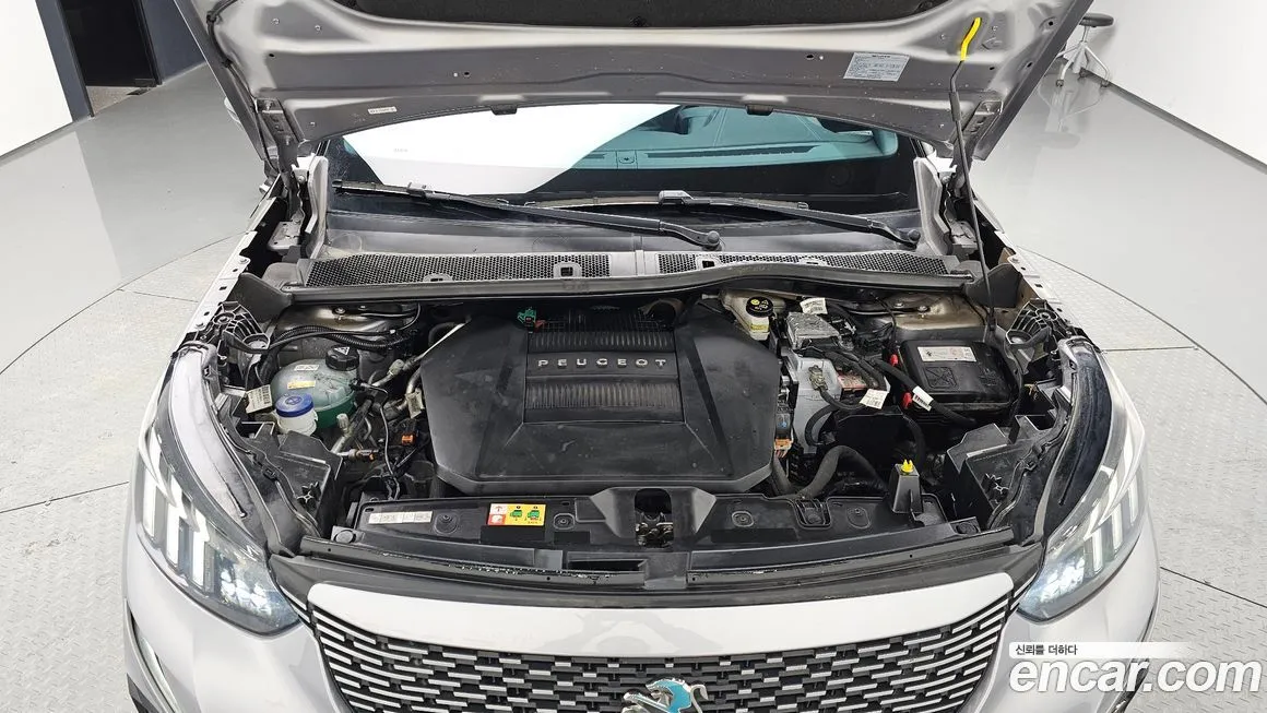 Peugeot 2008 2021 из KR, фото 9
