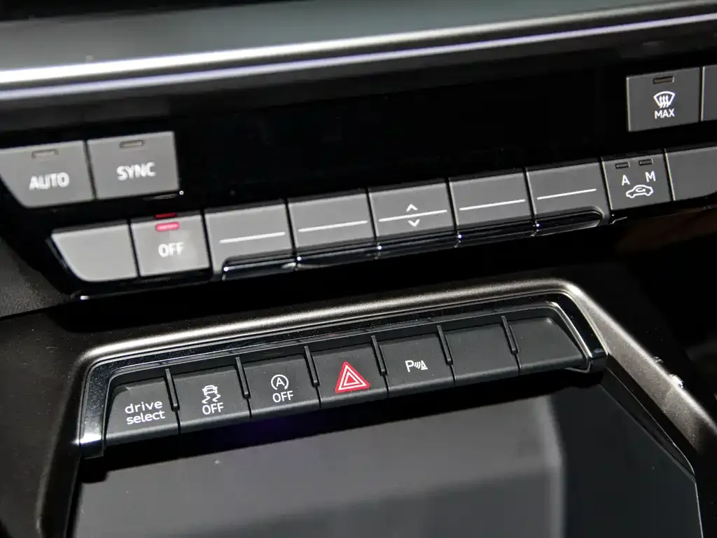 Audi A3 2025 из CN, фото 7