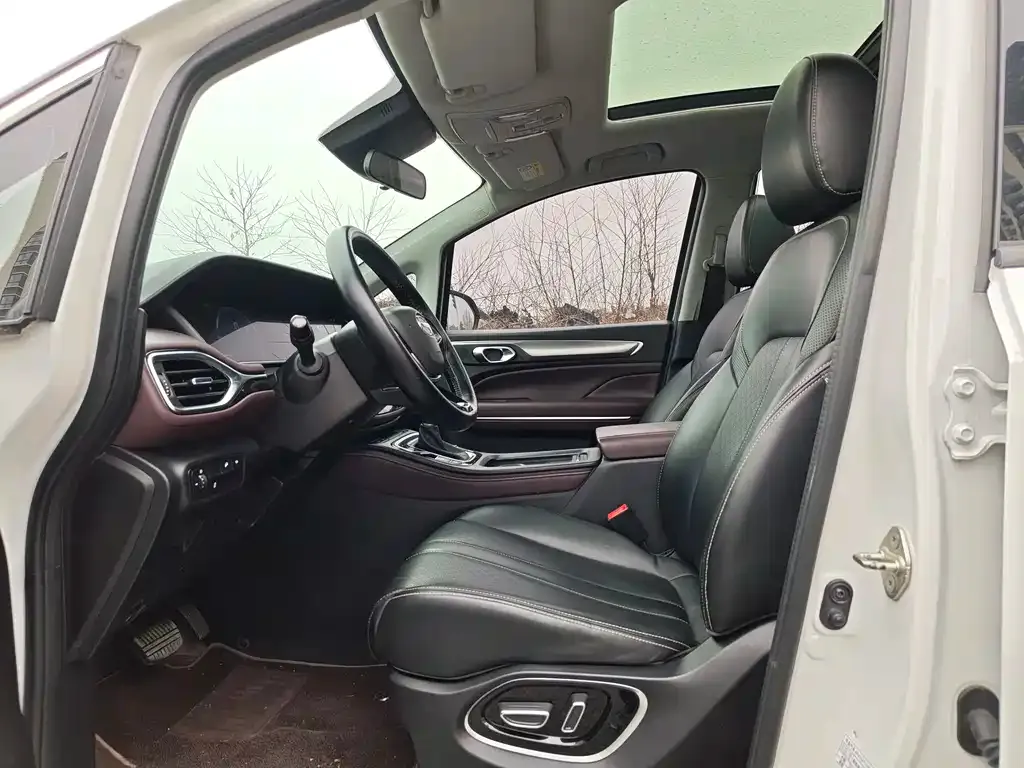 GAC Motor Trumpchi M6 2022 из CN, фото 9