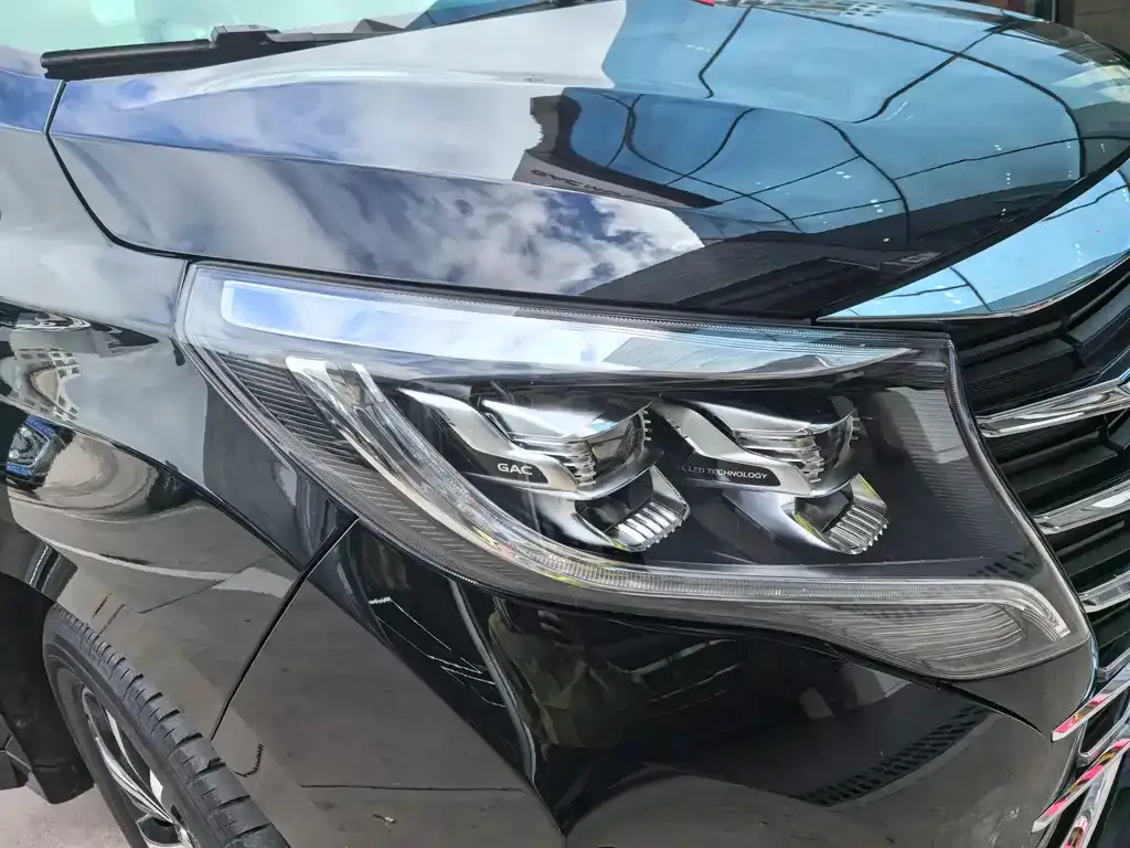 GAC Motor Trumpchi M8 — фото 2