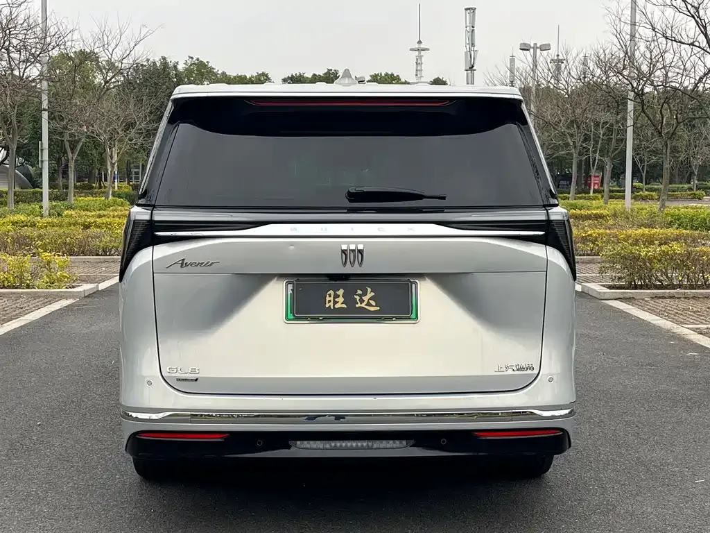 Buick GL8 Hybrid 2024 из CN, фото 9
