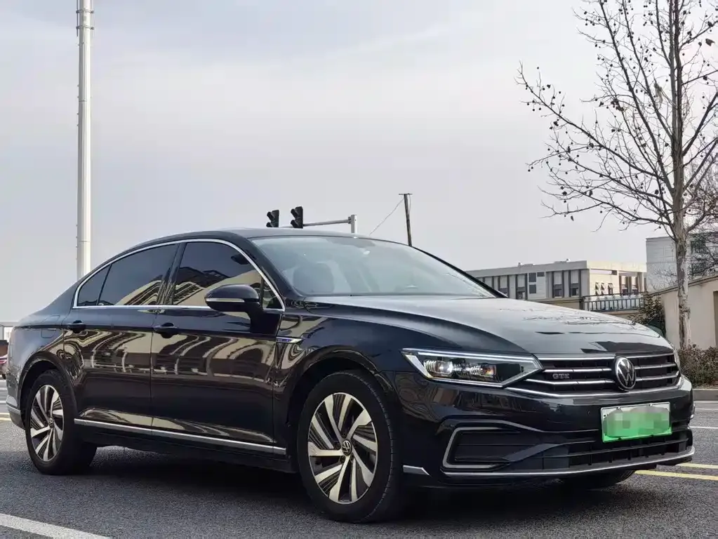 Volkswagen Magotan GTE PHEV 2023 из CN, фото 1