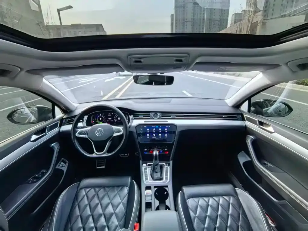 Volkswagen Magotan GTE PHEV 2023 из CN, фото 6