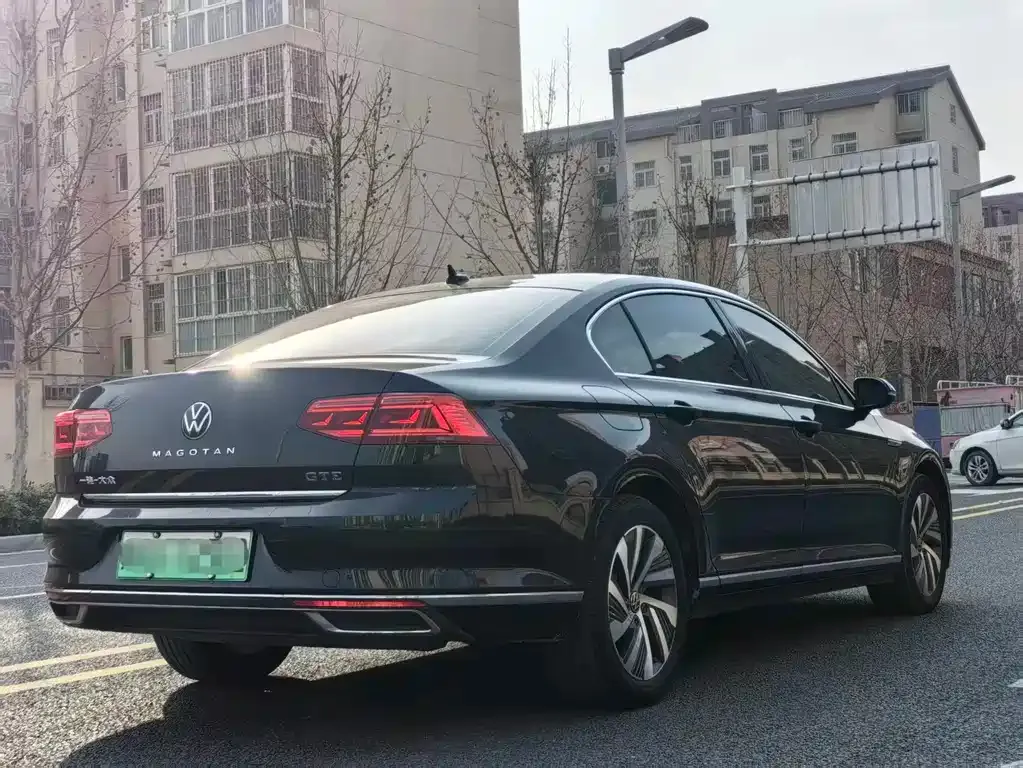Volkswagen Magotan GTE PHEV 2023 из CN, фото 10