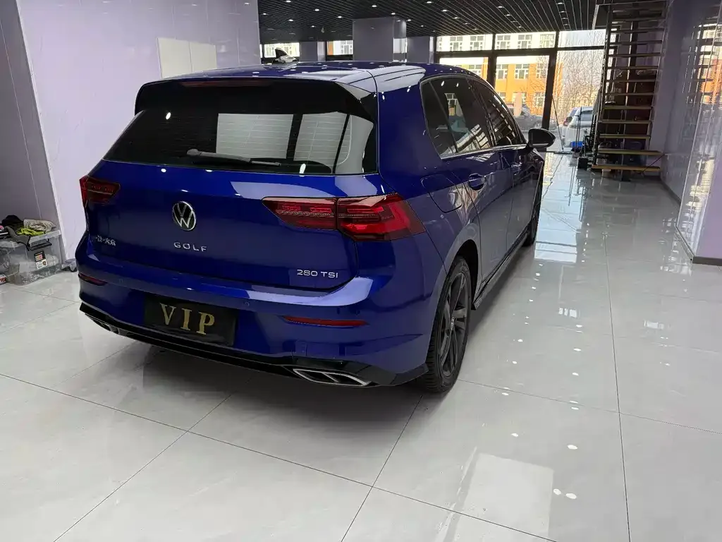 Volkswagen Golf 2021 из CN, фото 2