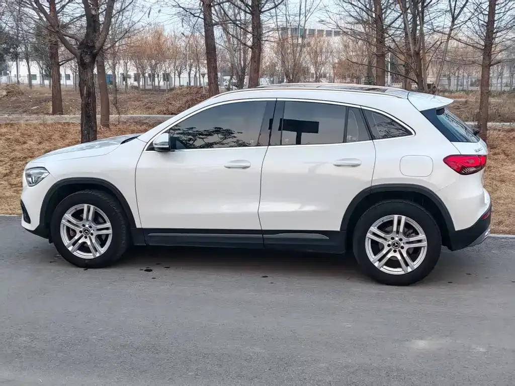 Mercedes-Benz GLA 2023 из CN, фото 9