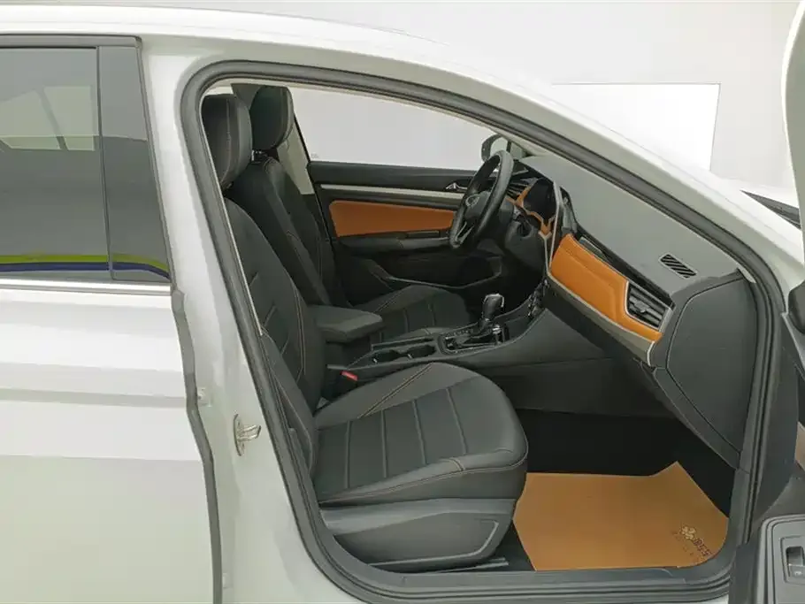 Volkswagen Bora 2022 из CN, фото 10