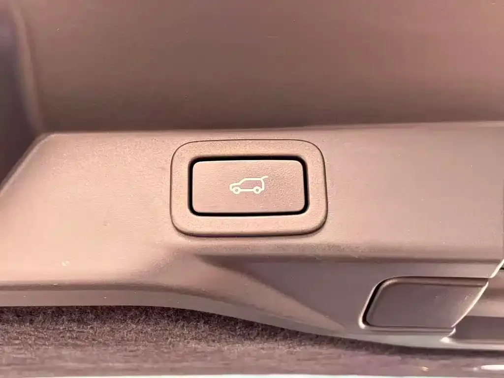 Land Rover Sport 2021 из CN, фото 2