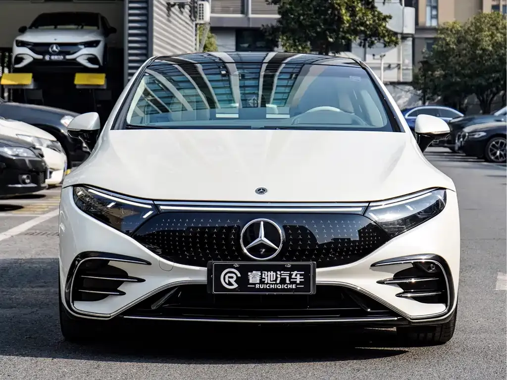 Mercedes-Benz EQS 2024 из CN, фото 6