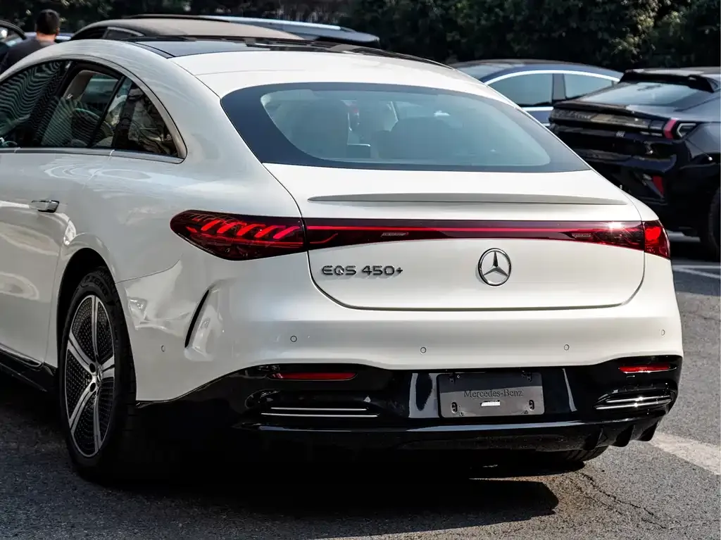 Mercedes-Benz EQS 2024 из CN, фото 3